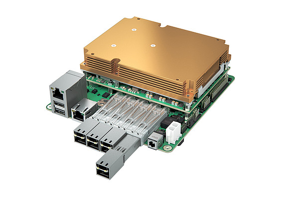 iesy MB129-C3808-1: embedded Mini-STX Mainboard MB129 + B7AC/C3808